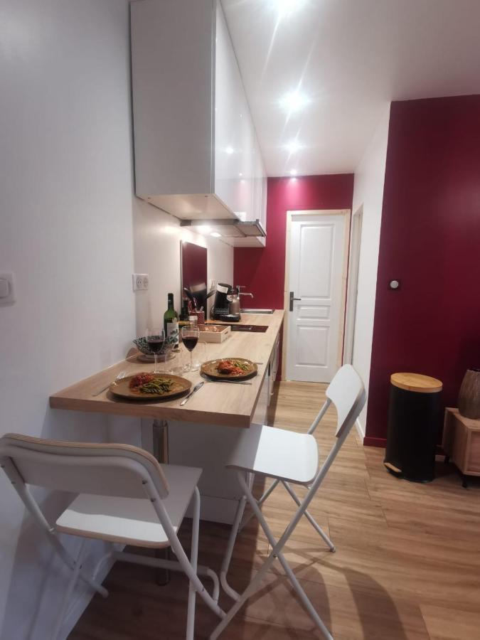Les Appartements Du Centre, Refaits A Neuf, Climatises, Hyper Centre, 50M A Pieds Des Commerces, Restaurants, Parking Gratuit Salies-de-Bearn Bagian luar foto