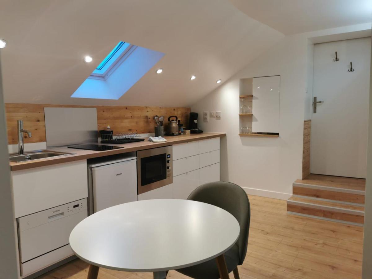 Les Appartements Du Centre, Refaits A Neuf, Climatises, Hyper Centre, 50M A Pieds Des Commerces, Restaurants, Parking Gratuit Salies-de-Bearn Bagian luar foto